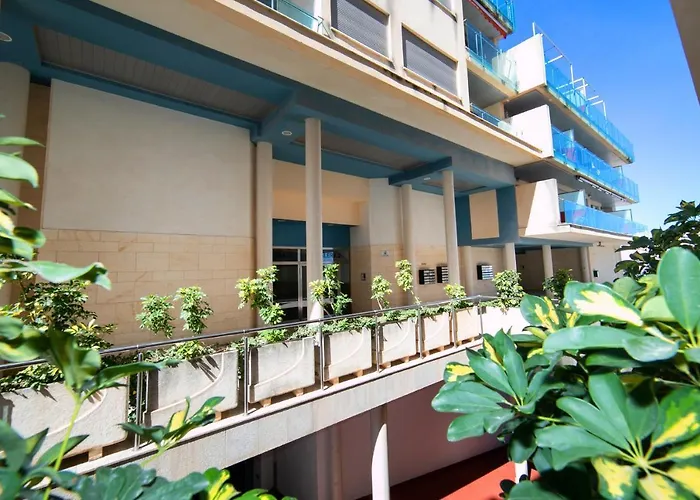 公寓 Homeincalpe Borumbot *